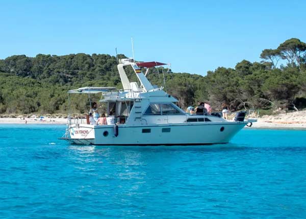 Excursiones en barco desde Cala Galdana