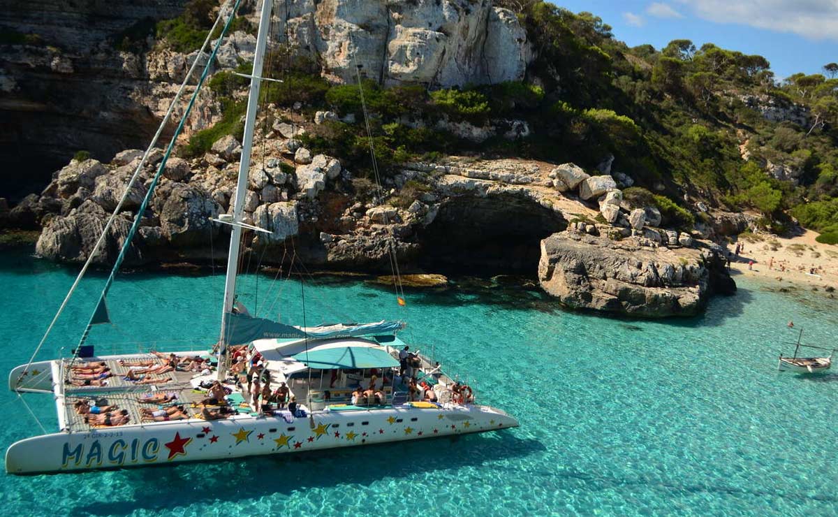 Paseo en Catamarán en Colonia Sant Jordi - Mallorca